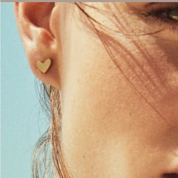 Kendra Scott 18k Rose Vermeil Ari Heart Shape Stud Earrings main image 1